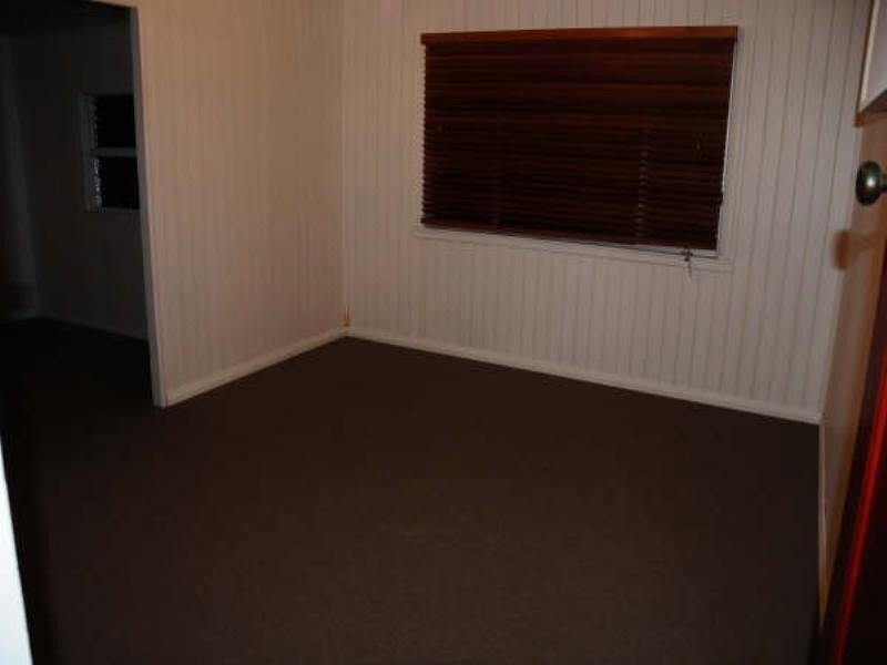 112 Pratten Street, Dalby QLD 4405