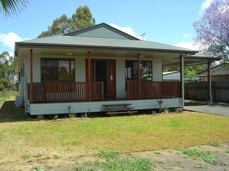 10 Horace Street, Dalby QLD 4405