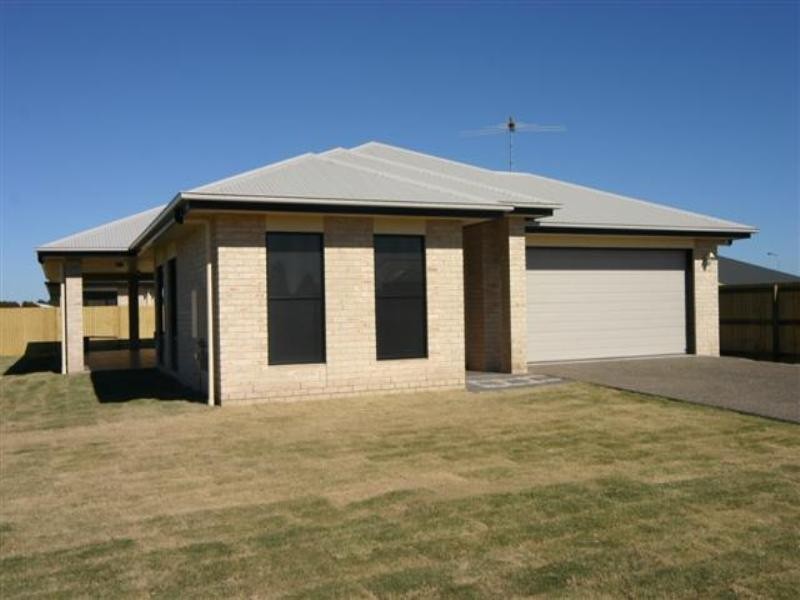 38 Glen Eagles Drive, Dalby QLD 4405