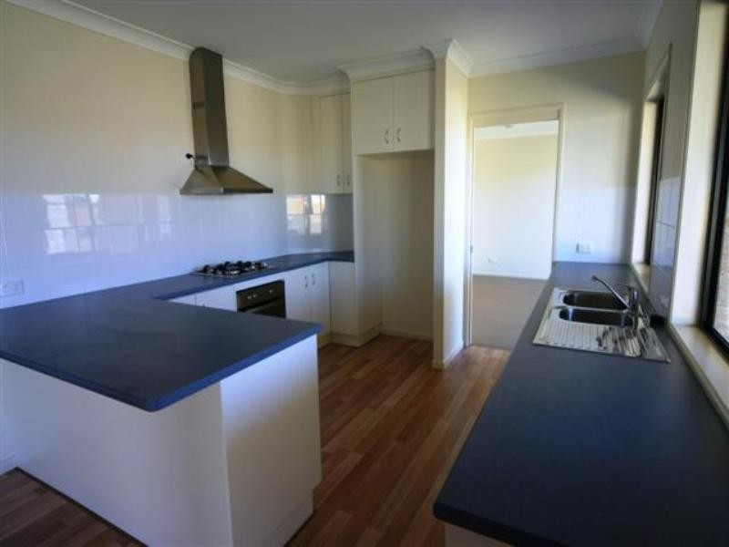 38 Glen Eagles Drive, Dalby QLD 4405