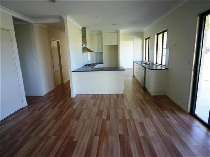 38 Glen Eagles Drive, Dalby QLD 4405