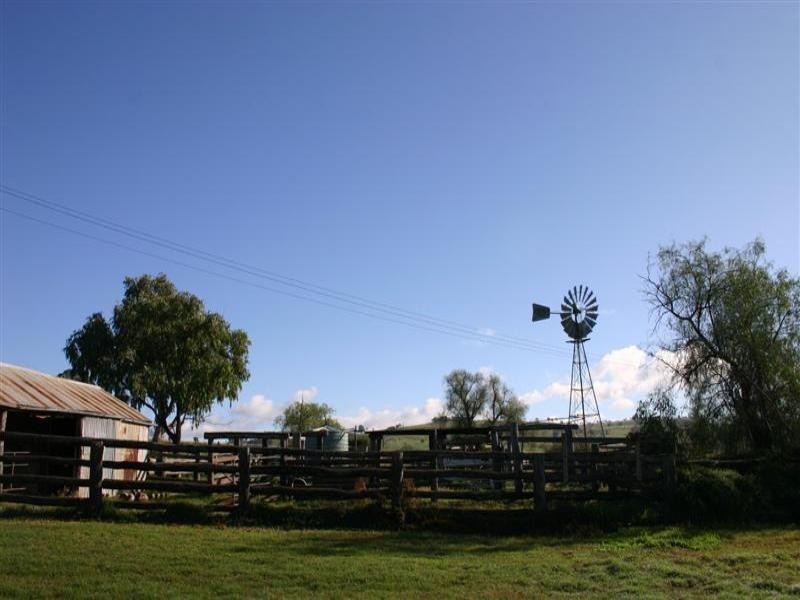 . Lanewood, Maclagan QLD 4352