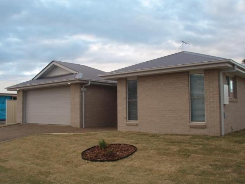 4 Dakota Place, Dalby QLD 4405