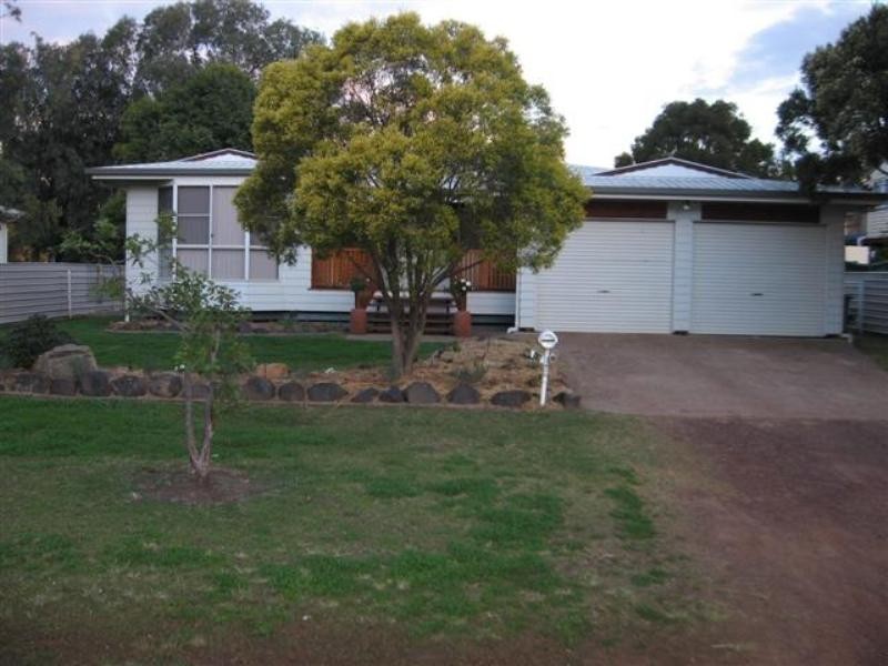 15 Orpen Street, Dalby QLD 4405