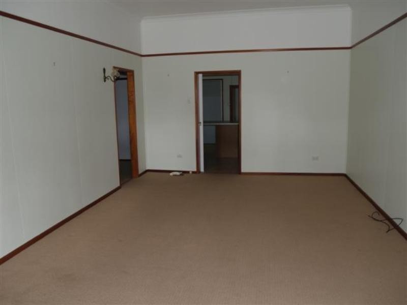 104 Pratten Street, Dalby QLD 4405