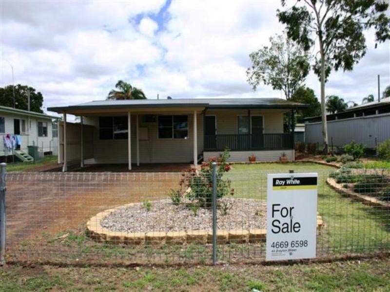 27 Swan Street, Dalby QLD 4405