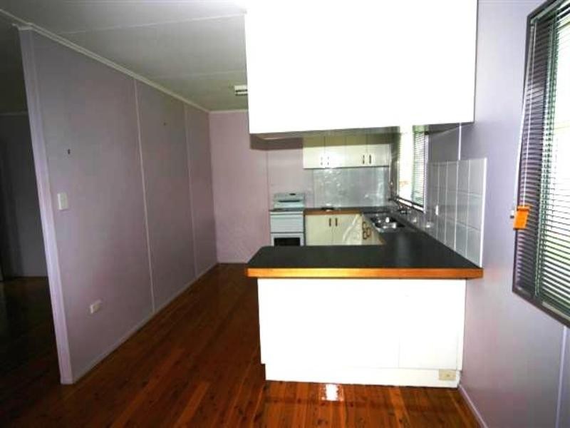 27 Swan Street, Dalby QLD 4405