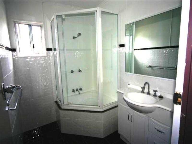 27 Swan Street, Dalby QLD 4405