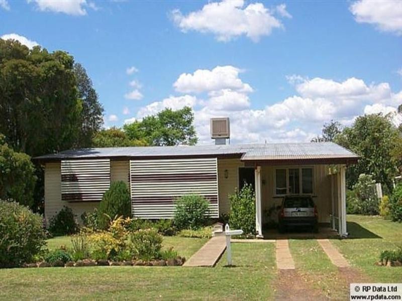 7 Moreton Street, Dalby QLD 4405