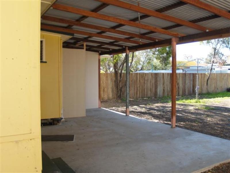 1 Connelly Street, Dalby QLD 4405