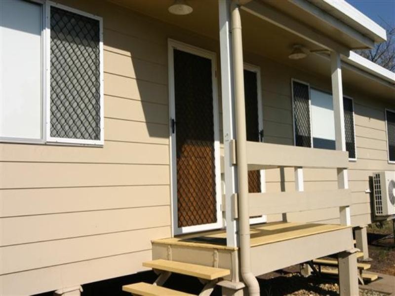 Unit 2/138 Cunningham Street, Dalby QLD 4405