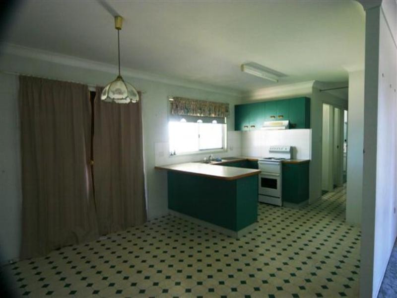 10 Russell Street, Dalby QLD 4405