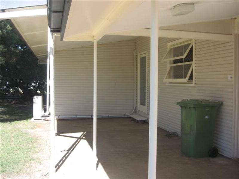 3 Hawthorne Street, Dalby QLD 4405