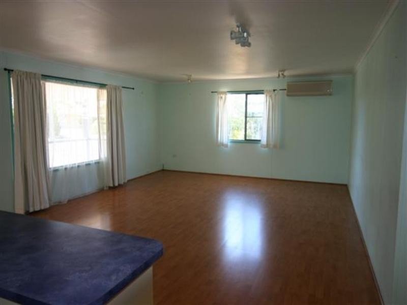 4 Edna Street, Dalby QLD 4405