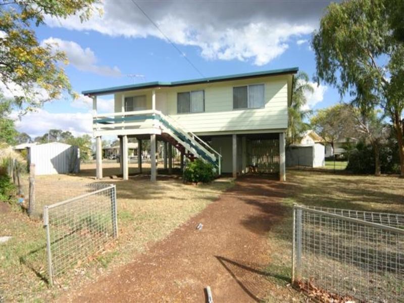 26 Burke Street, Dalby QLD 4405