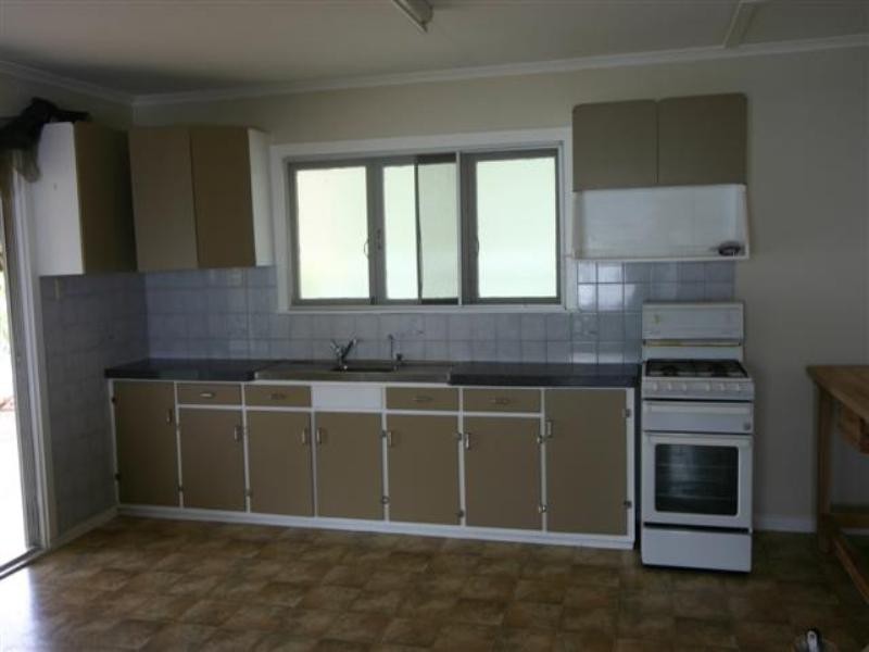 9 Swallow Street, Dalby QLD 4405