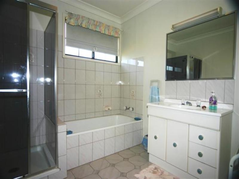 2 Lyons Court, Dalby QLD 4405