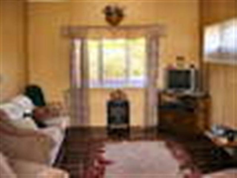 21 Coutts Street, Dalby QLD 4405