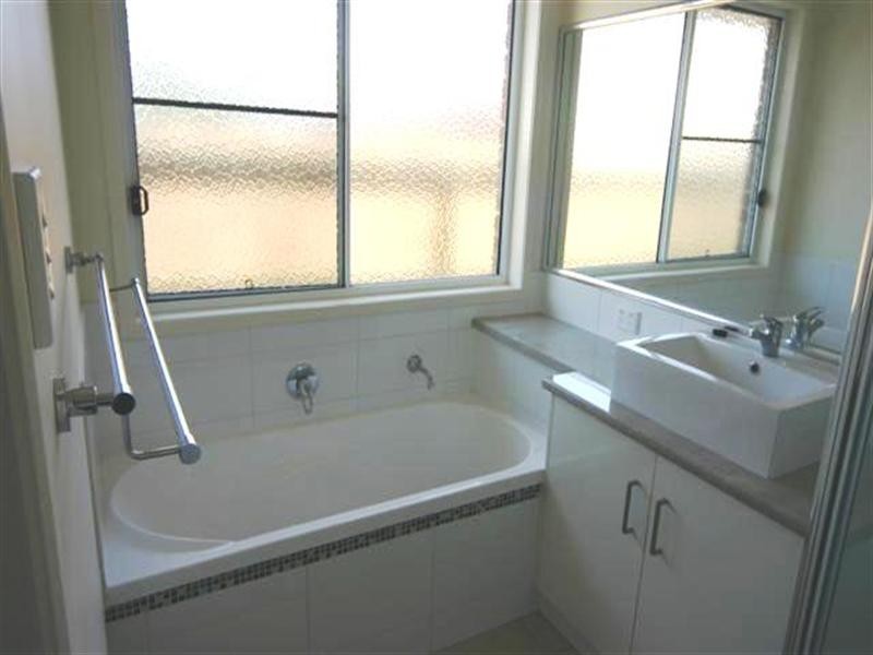 6 St Andrews Chase, Dalby QLD 4405