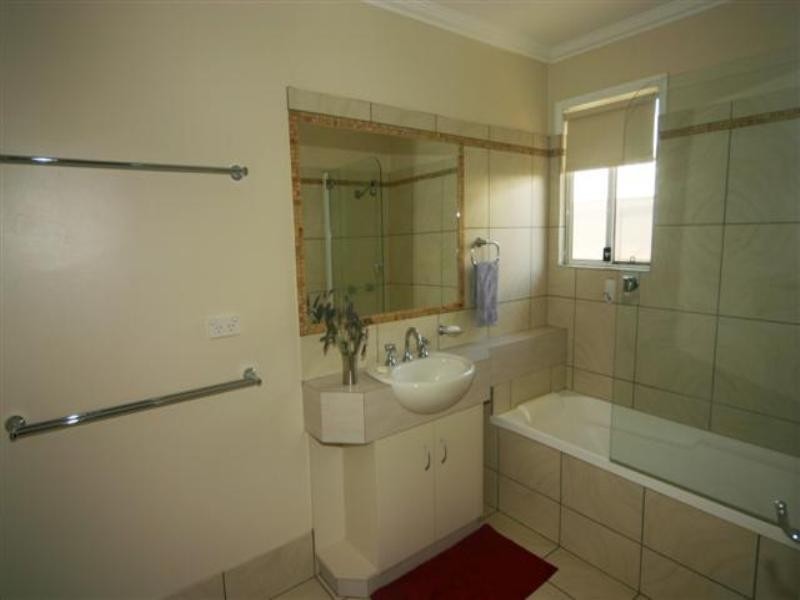 11 Leichhardt Avenue, Dalby QLD 4405