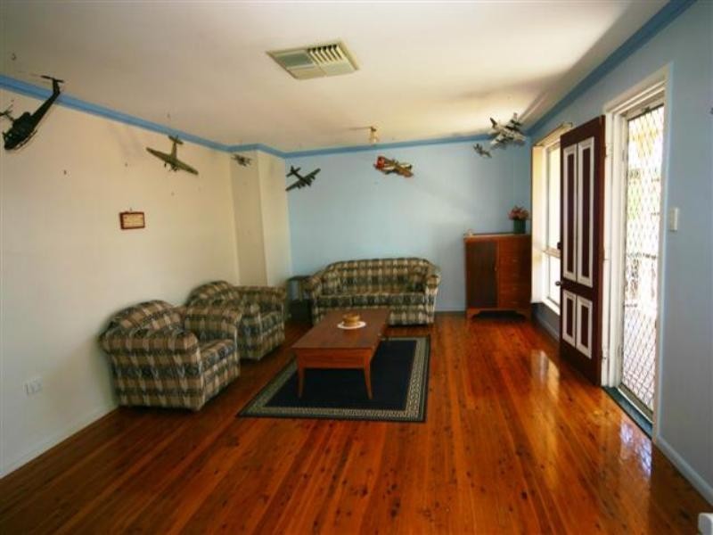 11 Leichhardt Avenue, Dalby QLD 4405