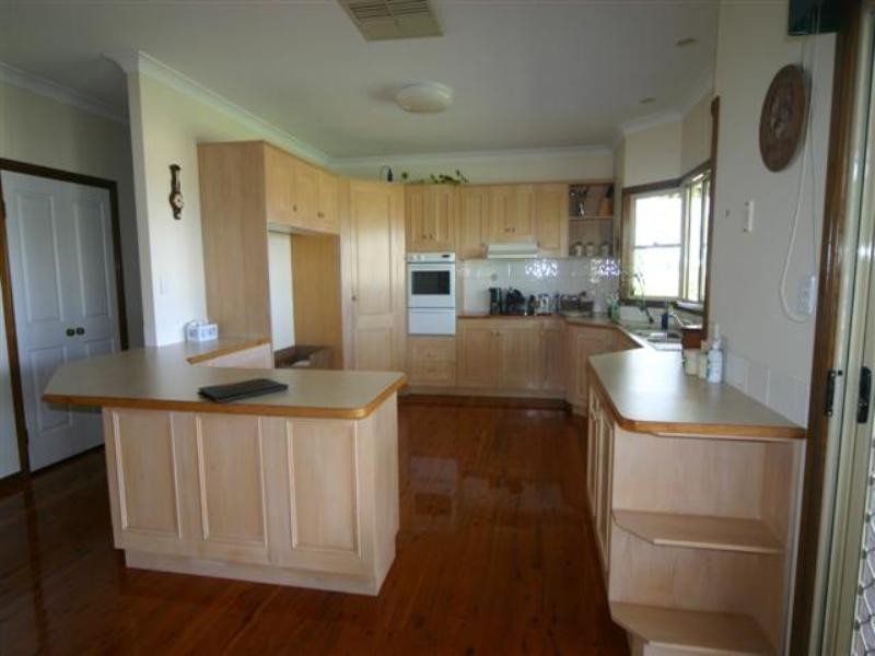 215 Oakwood Street, Dalby QLD 4405