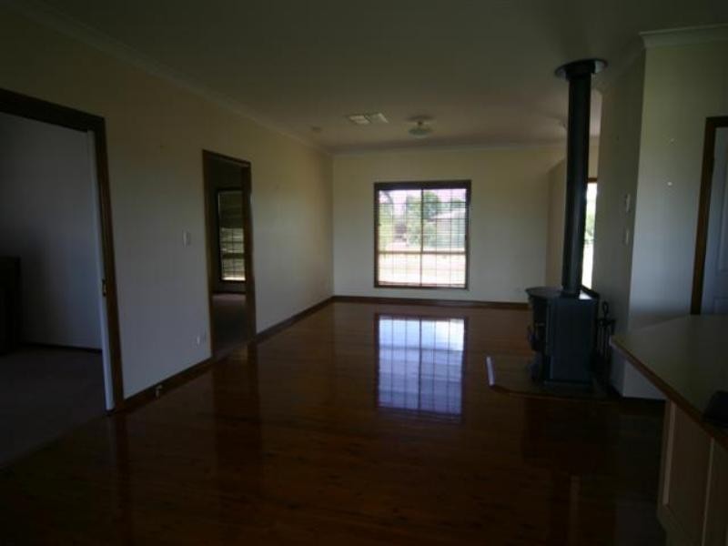 215 Oakwood Street, Dalby QLD 4405