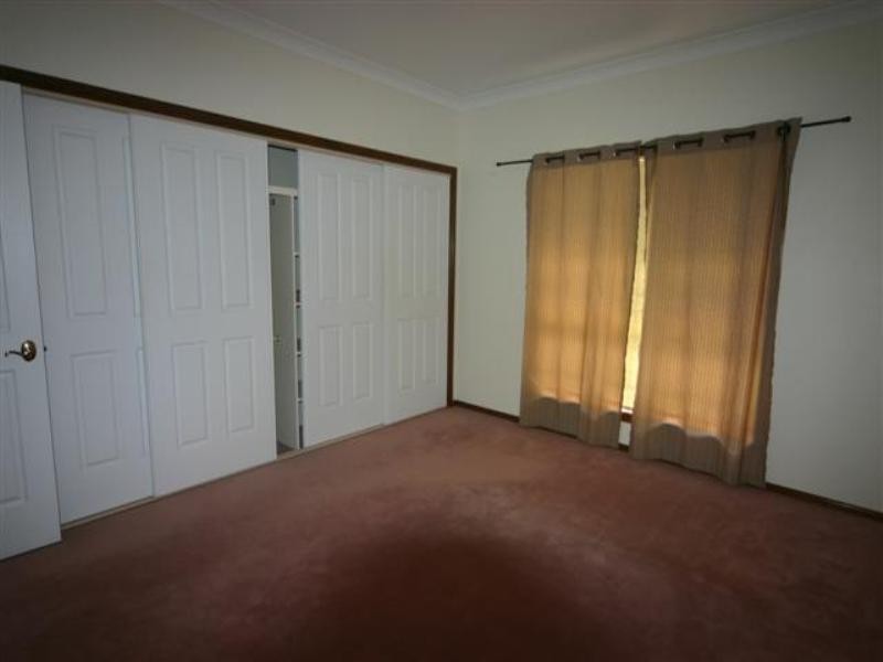 215 Oakwood Street, Dalby QLD 4405