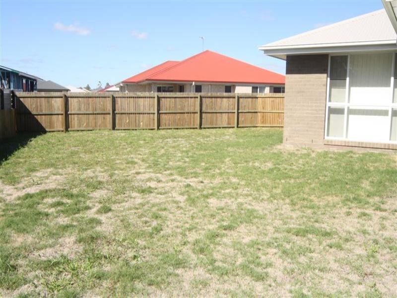 8 St Andrews Chase, Dalby QLD 4405