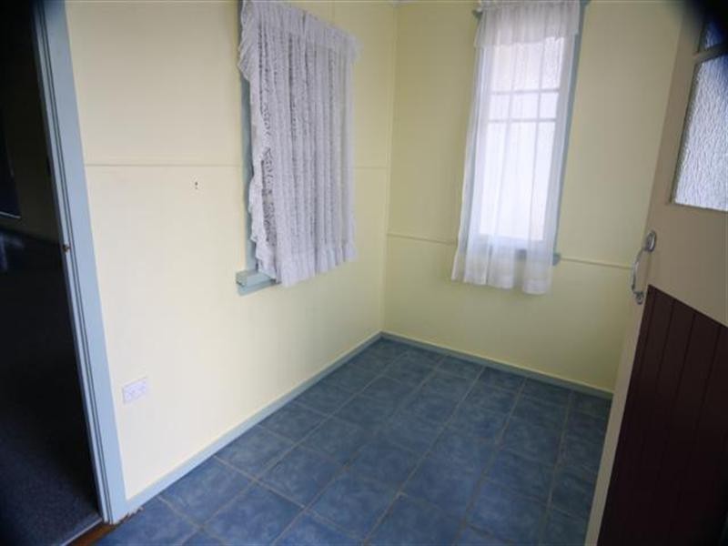 35 Palmer Street, Dalby QLD 4405