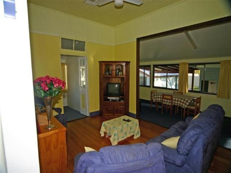 42 Bunya Street, Dalby QLD 4405