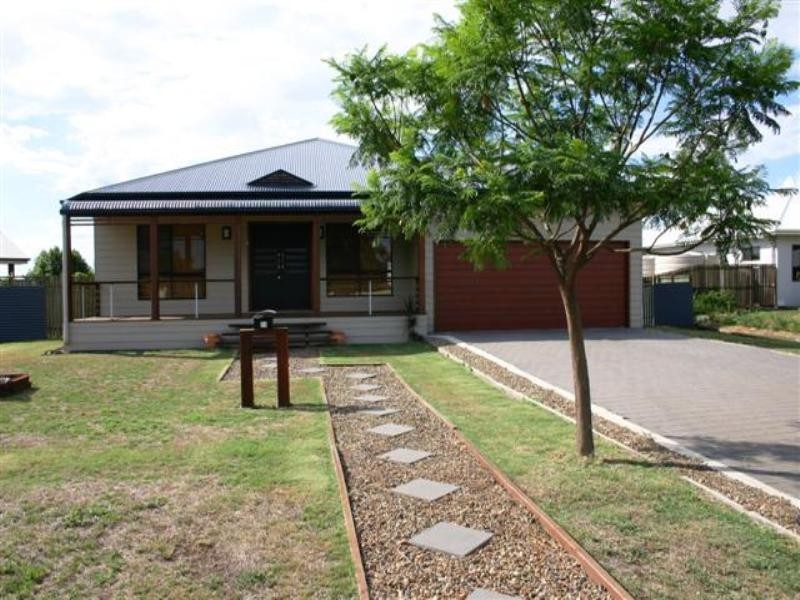 11 Jacaranda Court, Dalby QLD 4405