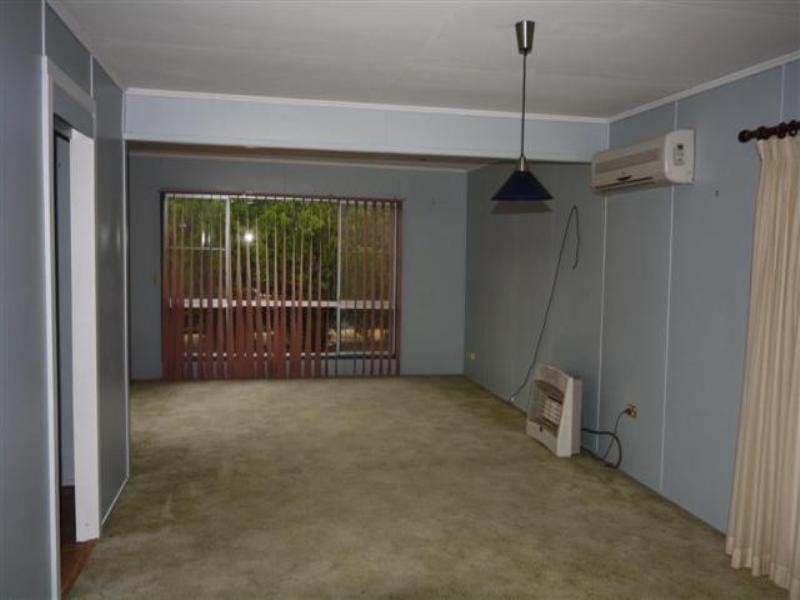 25 Swan Street, Dalby QLD 4405