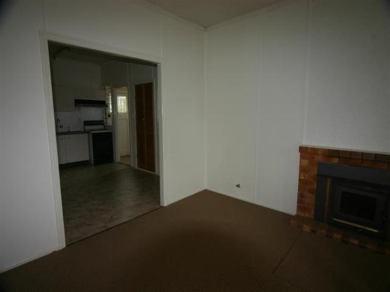 42 Geisel Street, Dalby QLD 4405