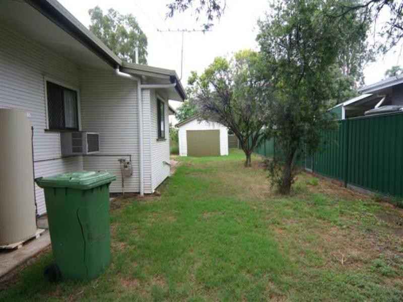 42 Geisel Street, Dalby QLD 4405