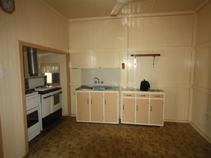 133 Pratten, Dalby QLD 4405