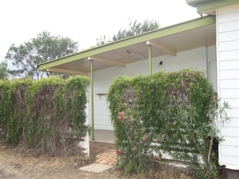 133 Pratten, Dalby QLD 4405