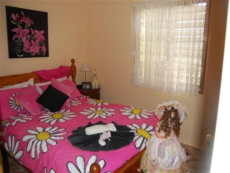 69 Wallace Street, Bell QLD 4408