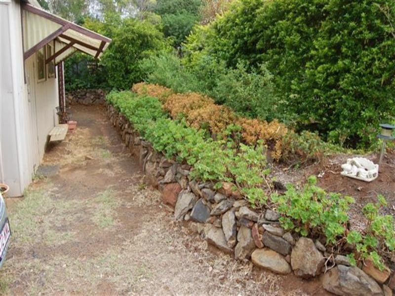 69 Wallace Street, Bell QLD 4408