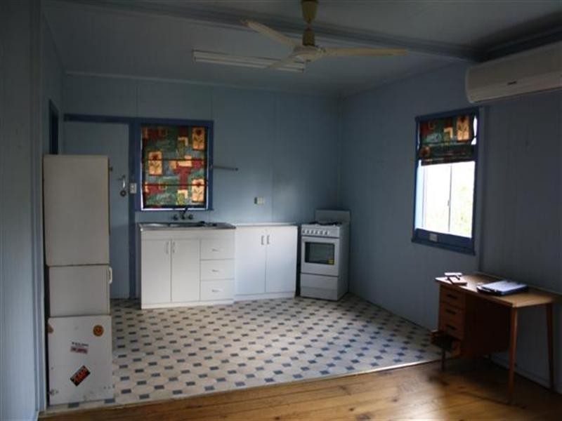 19 Bagot Street, Dalby QLD 4405