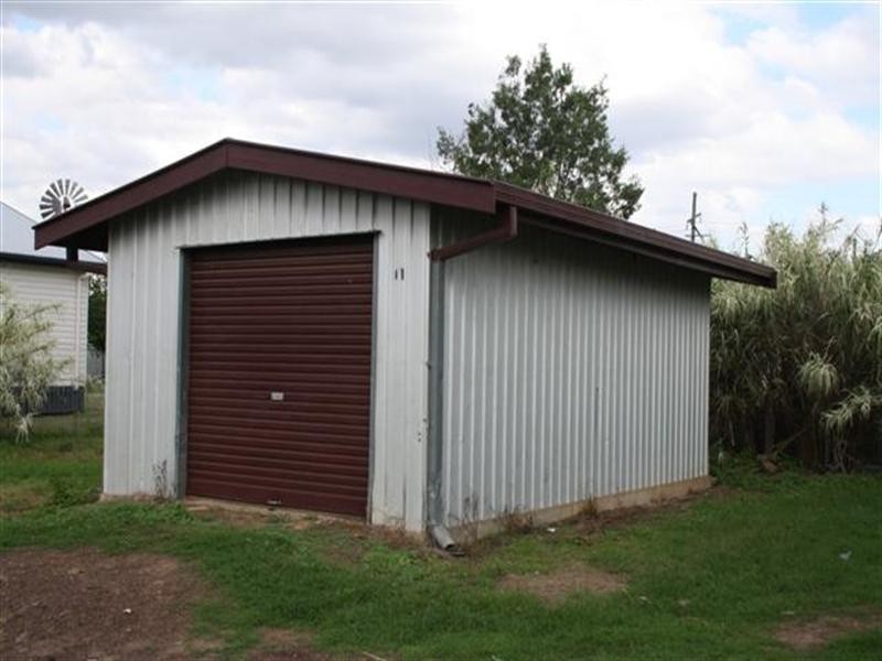 19 Bagot Street, Dalby QLD 4405