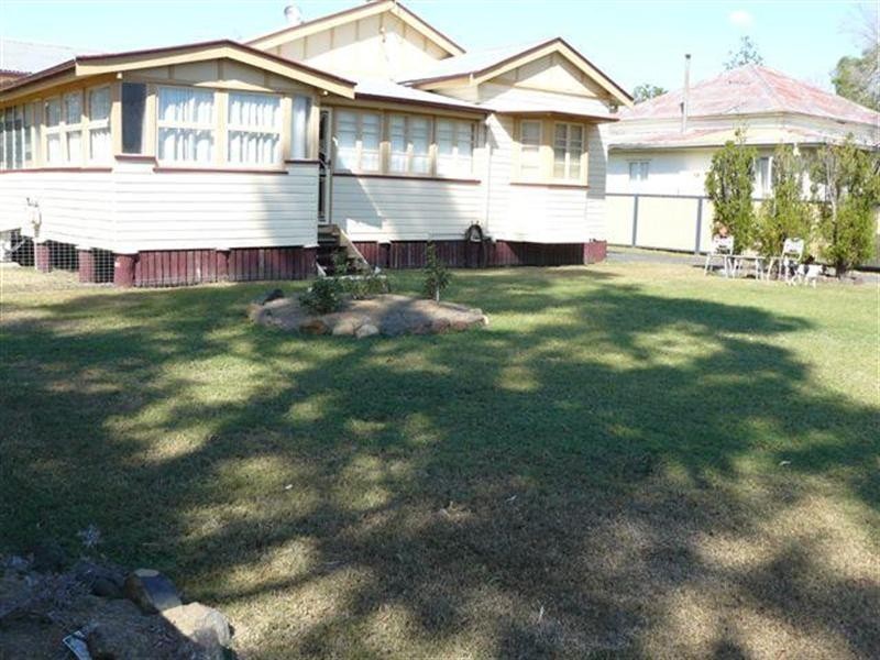 3 Myall Street, Dalby QLD 4405