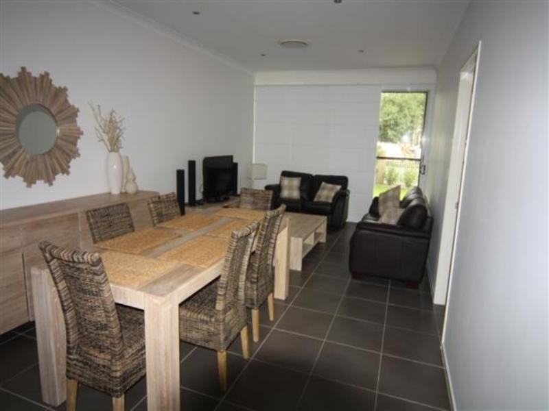 2/76 Pratten Street, Dalby QLD 4405