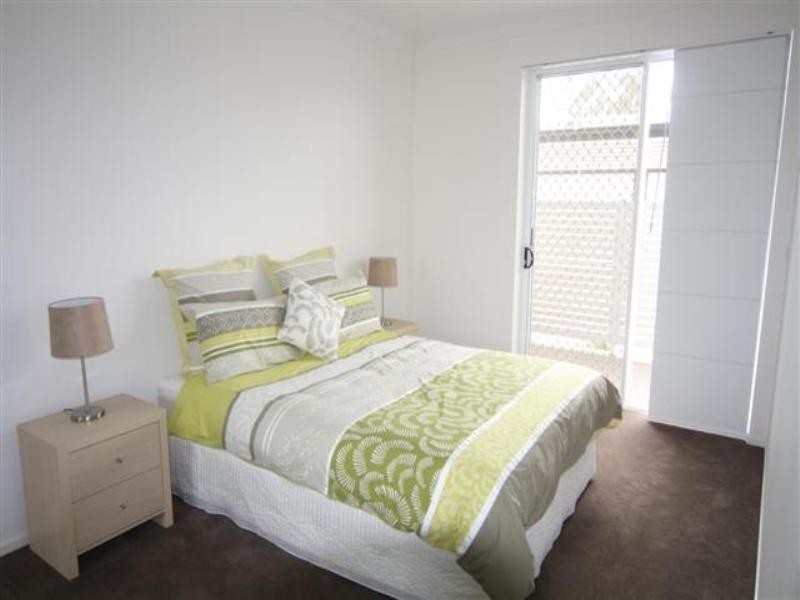 2/76 Pratten Street, Dalby QLD 4405