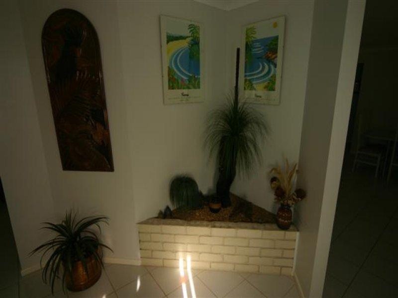 10 Lawson Street, Dalby QLD 4405