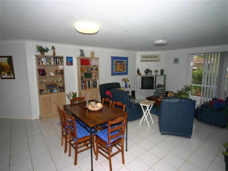 10 Lawson Street, Dalby QLD 4405