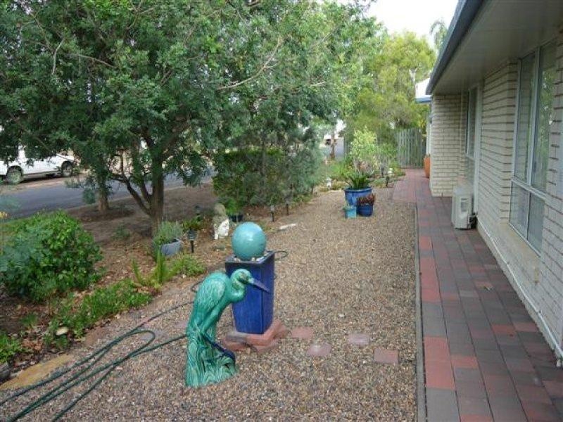 10 Lawson Street, Dalby QLD 4405