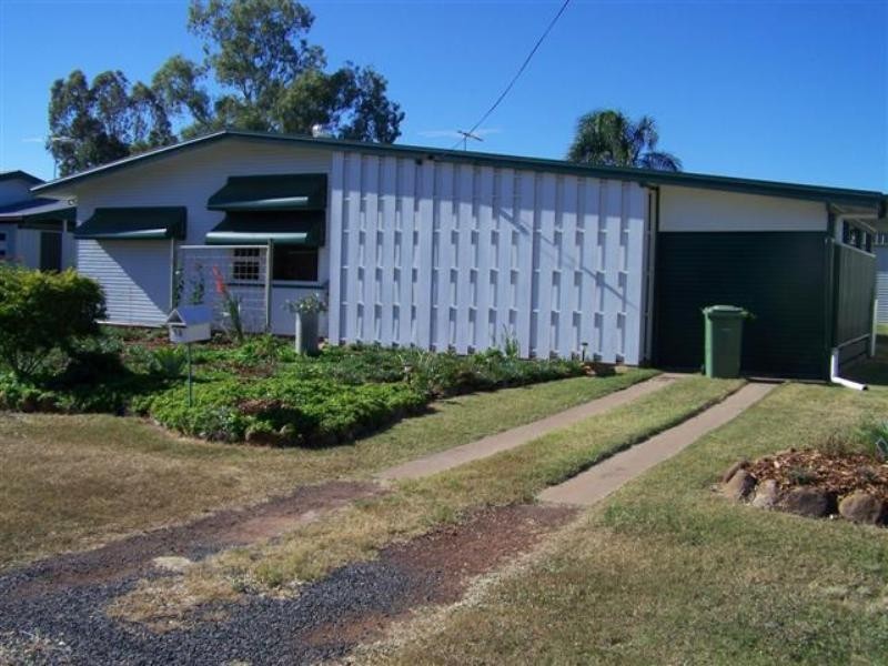 13 Moreton Street, Dalby QLD 4405