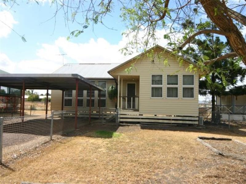 83a Arthur Street, Dalby QLD 4405
