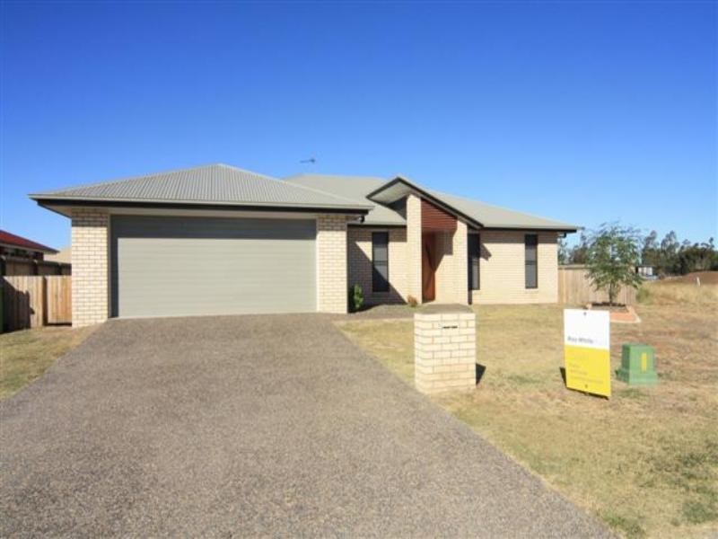 5 Turnberry Way, Dalby QLD 4405